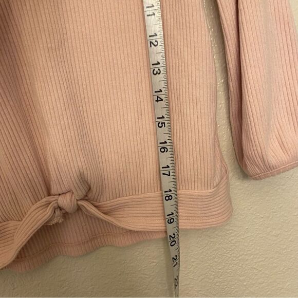 Old Navy pale pink cozy ribbed knit long sleeve Pullover Sweater Twisted Hem M 8 - Picture 3 of 6